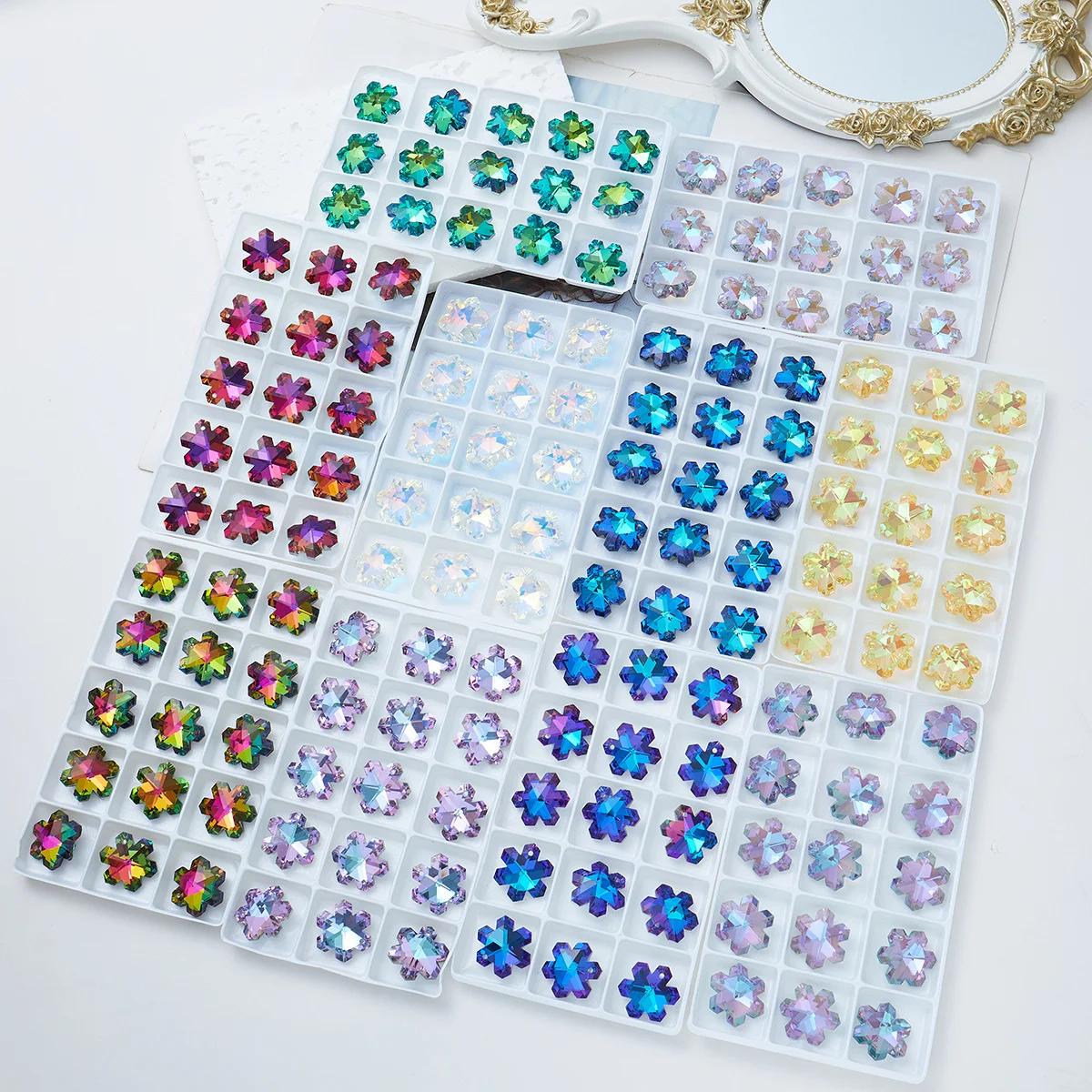 15pcs Crystal Austria Ice Flower Cut Pendants Loose Rhinestone Charms Glass Jewelry Gems Stones for DIY Necklace Jewelry Making