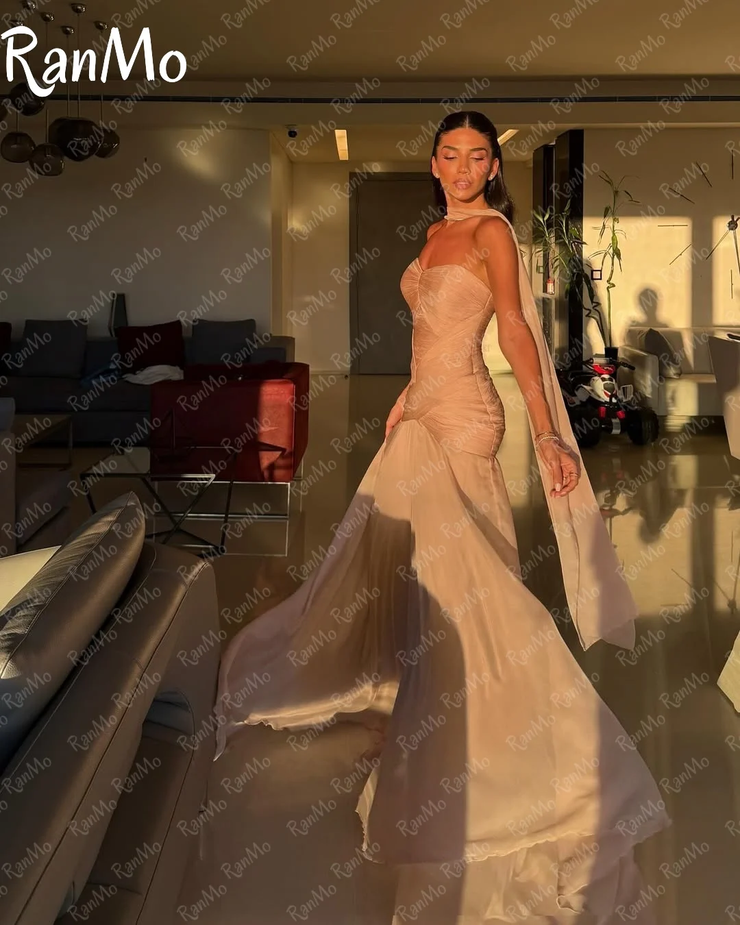 Ranmo 2025 새로운 맞춤형 연인 댄스 파티 드레스 인어 민소매 Pleated 스카프 바닥 길이 파티 드레스 이브닝 드레스