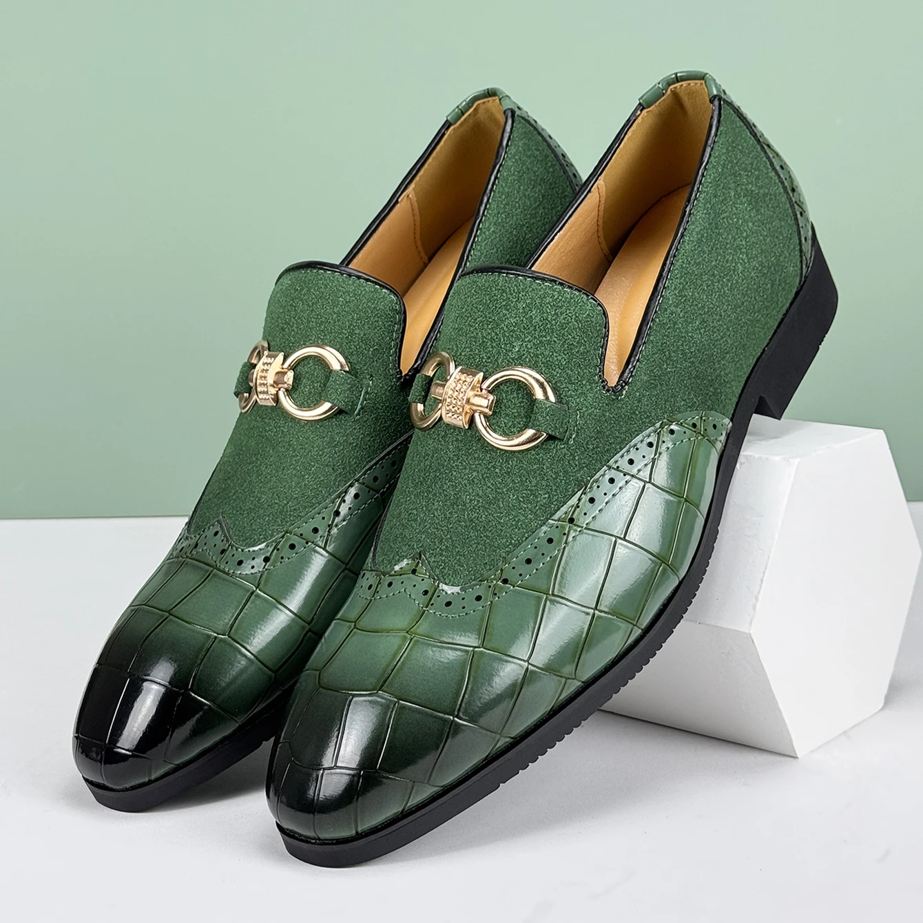 Men's Formal Leather Shoes British Style Oxford Loafers Pointed Toe Breathable Non-Slip Business Dress Wedding Office Green Shoe