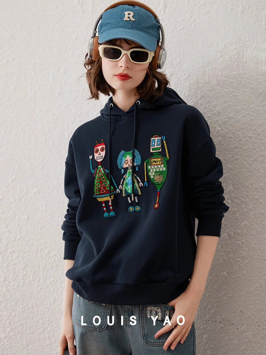 LOUIS YAO 2024 Autumn Winter Velvet Thickened Hooded Sweatshirt Cartoon Character Patch Decorated Top Long Sleeve Women\'s Hoodie