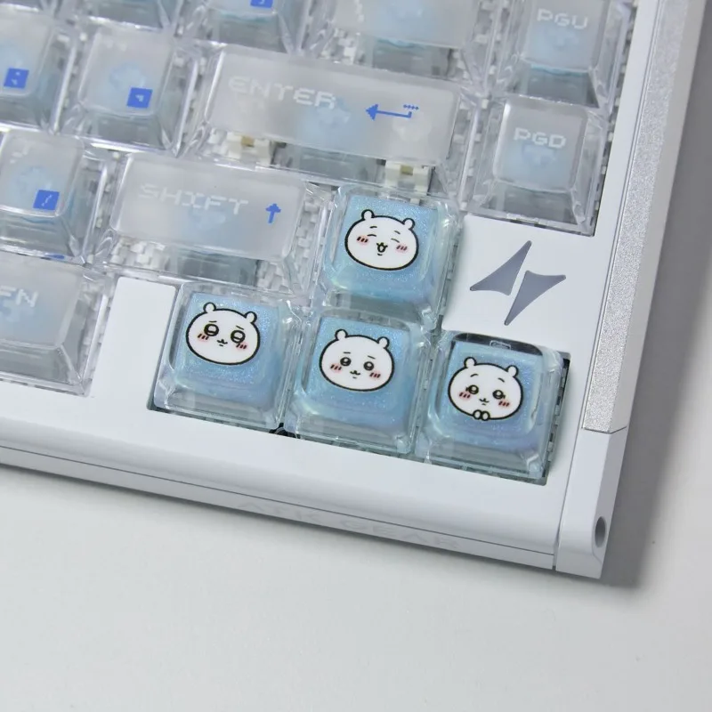 

Anime Cartoon Kawaii Chiikawa Hachiware Usagi Mechanical Keyboard Glue Keycaps Transparent PC Translucent Personality Keycaps