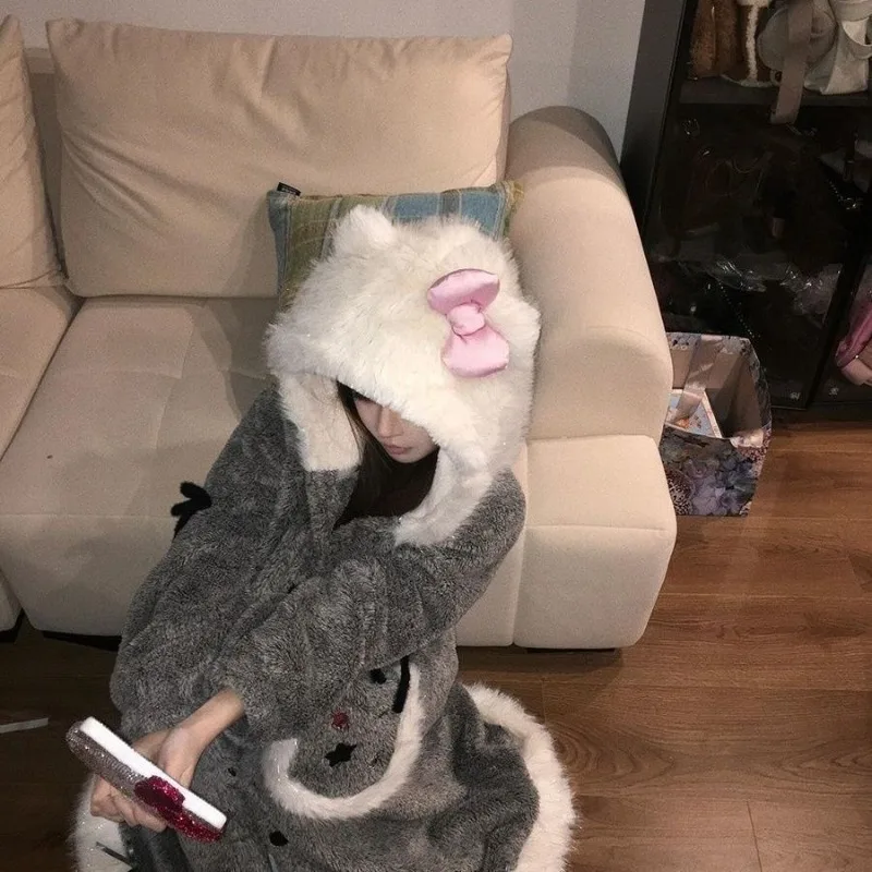 

Gray Coral Velvet Fashion Girl Cute Cartoon Hello Kitty Long-sleeved Thickened Warm Casual Comfortable Nightgown Set Home Wear