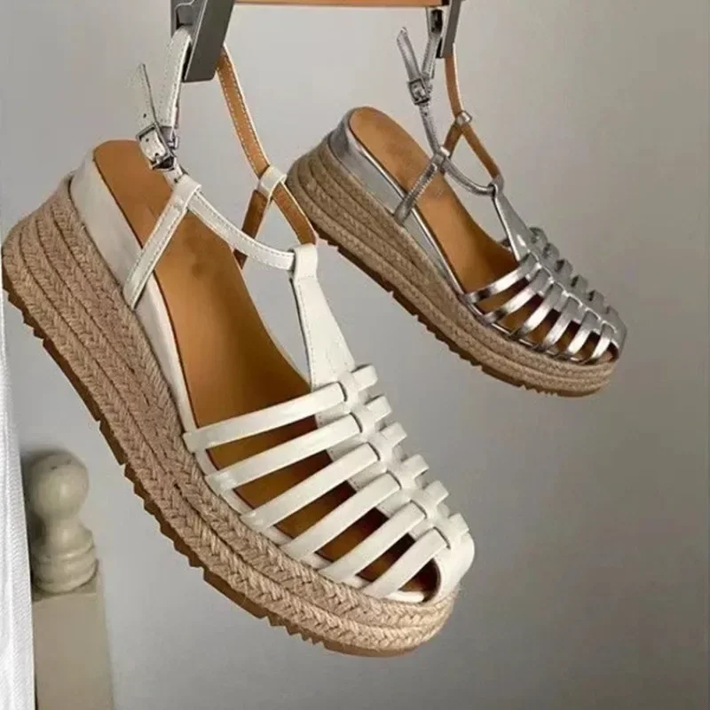 2024 Hollow Flat Heel Gladiator Sandals for Women Closed Toe Hemp Rope Sandals for Women Summer Casual Beach Sandals for Women