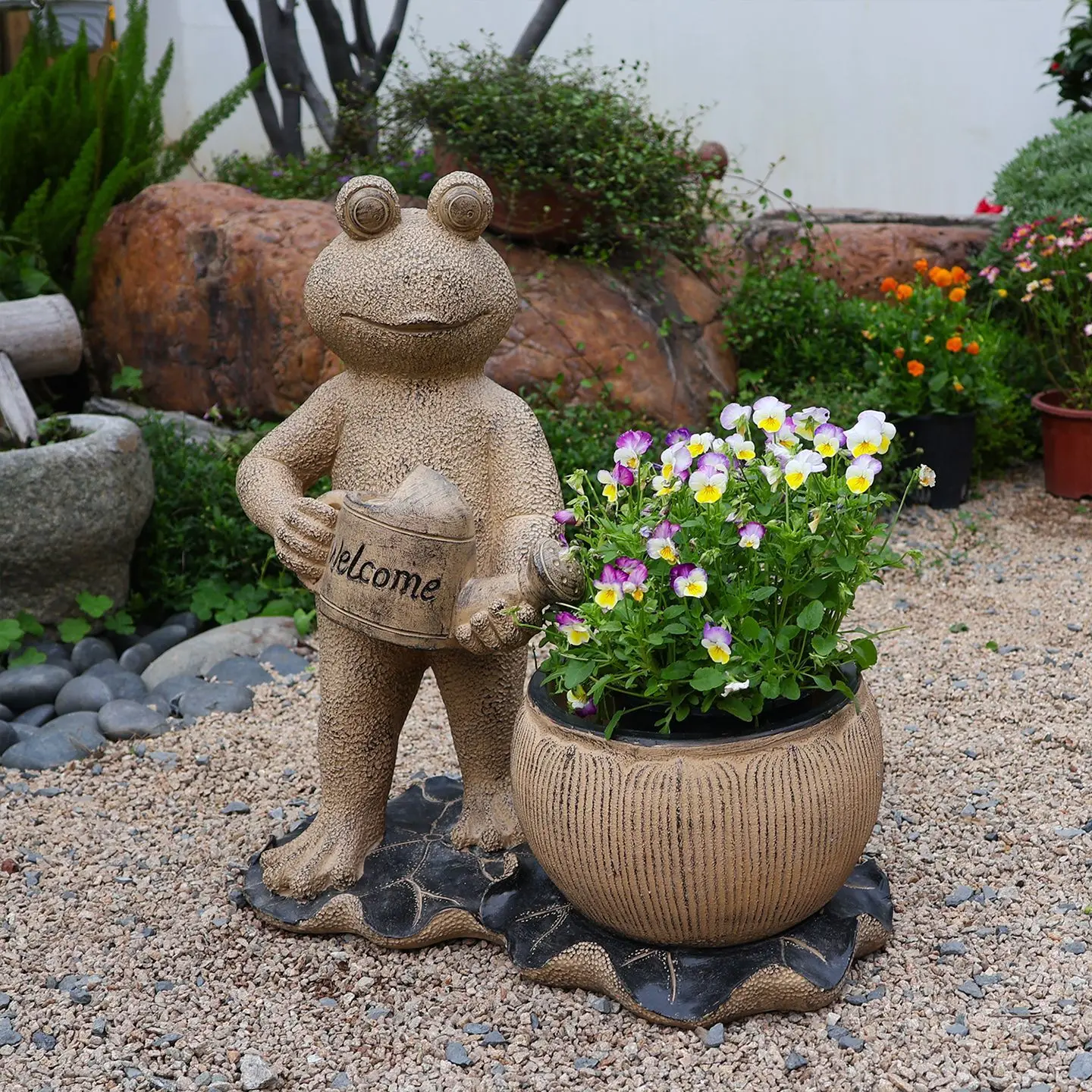 Outdoor creative frog ornament villa garden courtyard sales department community landscape sketch potted plant