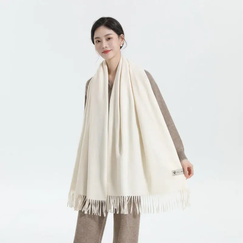 وشاح من الصوف طالب الخريف الشتاء شرابة رشاقته الدفء يندبروف تنوعا موضة حسن المظهر المشاعر لينة لزجة امرأة شال