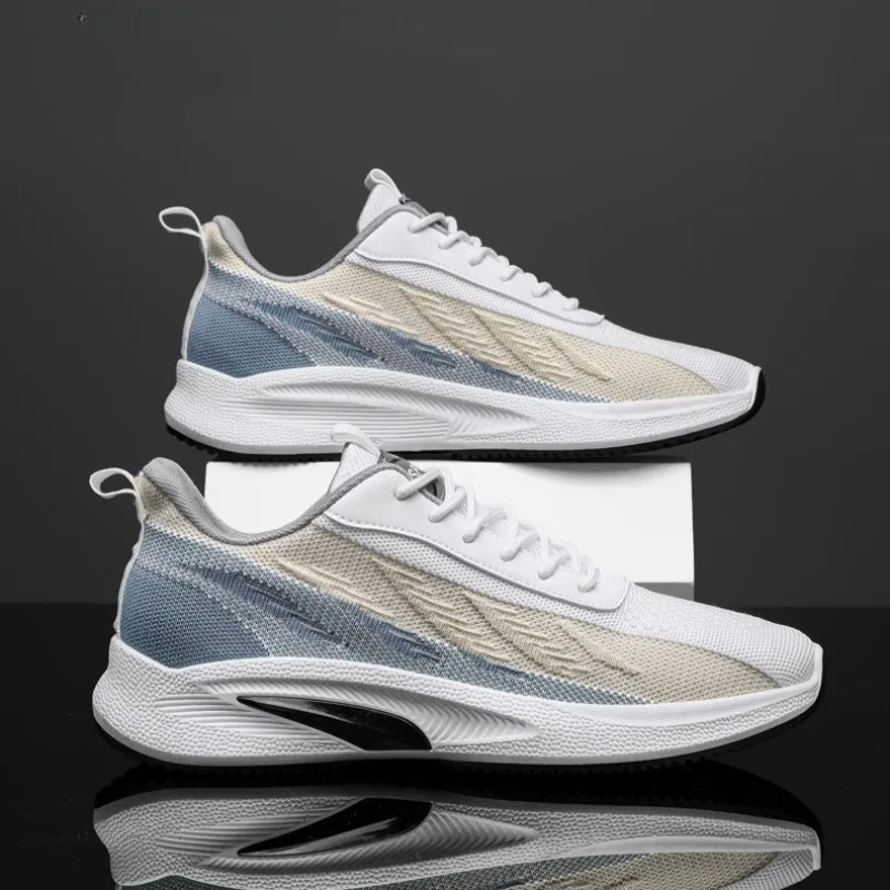Spring New Fashion Sports Shoes Lightweight Soft Sole Breathable Sneakers Versatile Casual Comfortable Walking Shoes for Man
