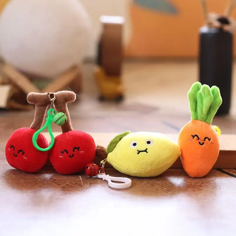 피스 매혹적인 10cm 과일 플러시 장난감 인형 바나나 당근 체리 지갑 펜던트 소프트 열쇠 고리 DIY 장식 생일 선물