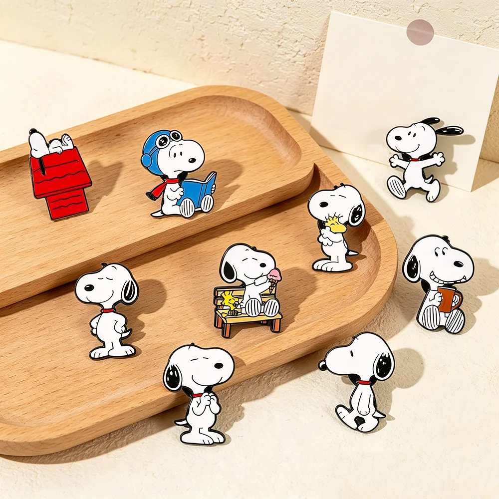 

10pcs/set Kawaii Cartoon Snoopy Series Dog Pin Enamel Metal Badge Cute Fashion Clothing Hat Accessories Gift