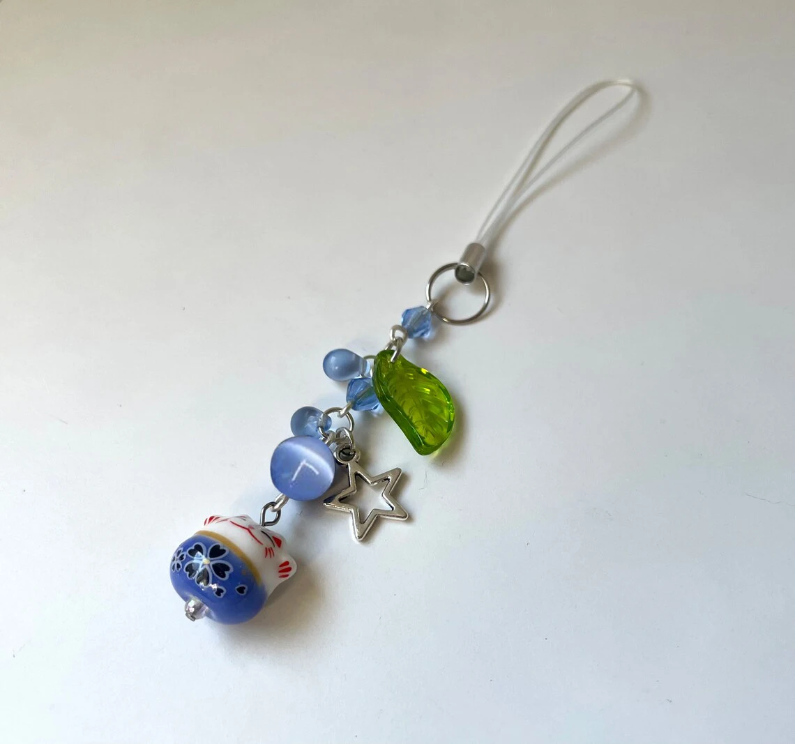 Handmade Blue Lucky Cat Phone Charm Leaf Design Cat Charm Phone Accessories Unique Blue Lucky Cat Keychain for Mobile Phone