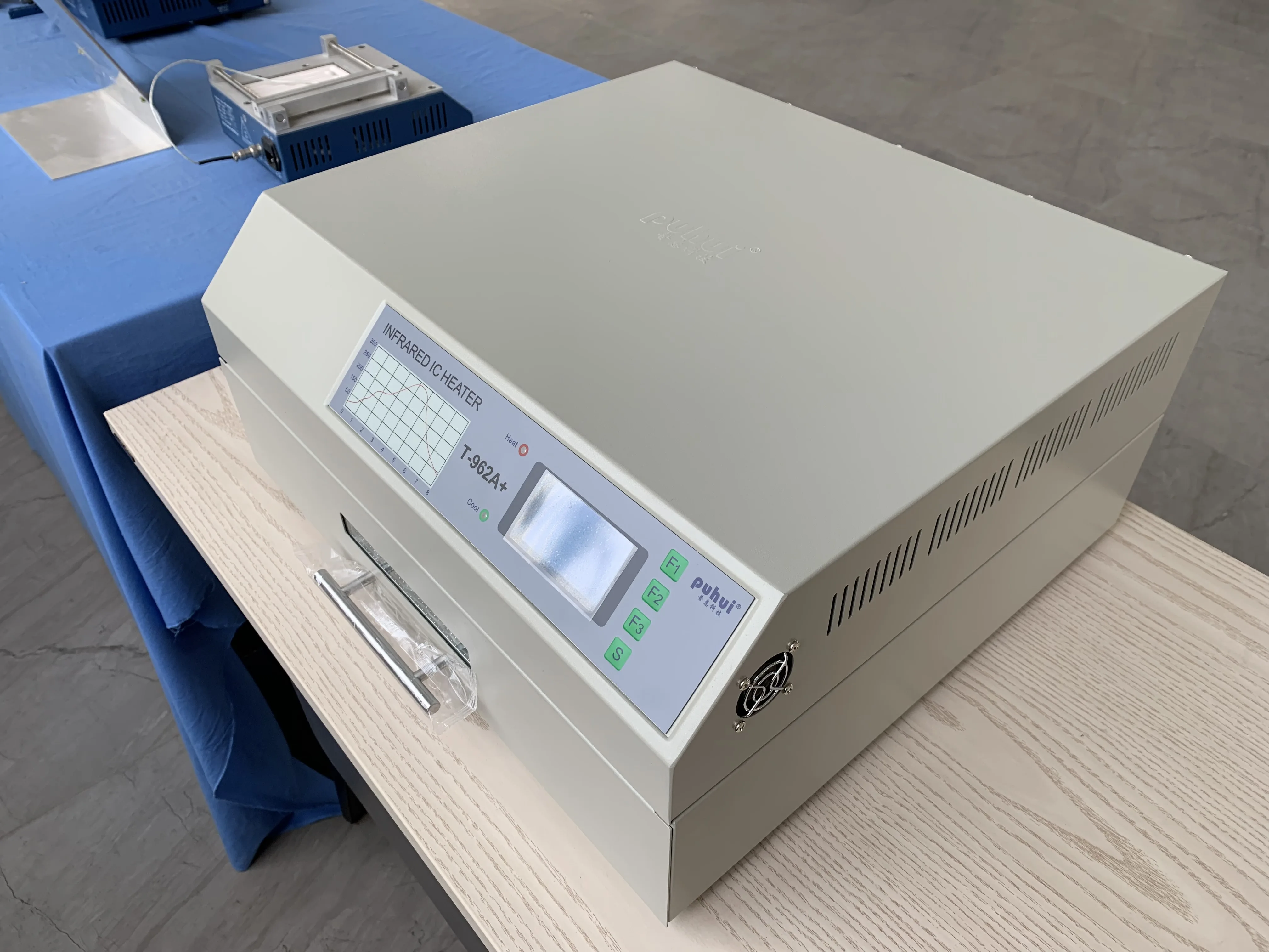 370x450mm 데스크탑 리플로우 오븐 T-962A+ 350 ℃   온도 곡선 소프트웨어가 포함된 PCB/SMT/BGA/LED용 솔더 기계