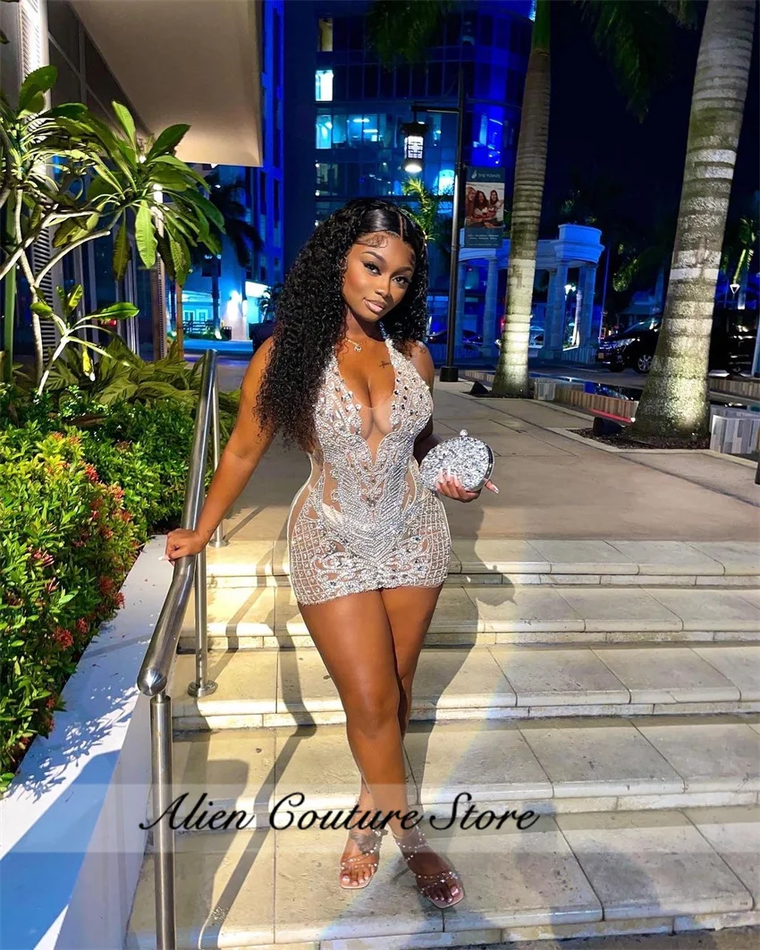 Sukienka na urodziny 2025 Srebrne Koraliki Krótka Sukienka na Bal Kryształowe Dżety Sukienka Koktajlowa typu Halter Sukienka na Powrót do Szkoły dla Starszych Dzieci Personalizowana