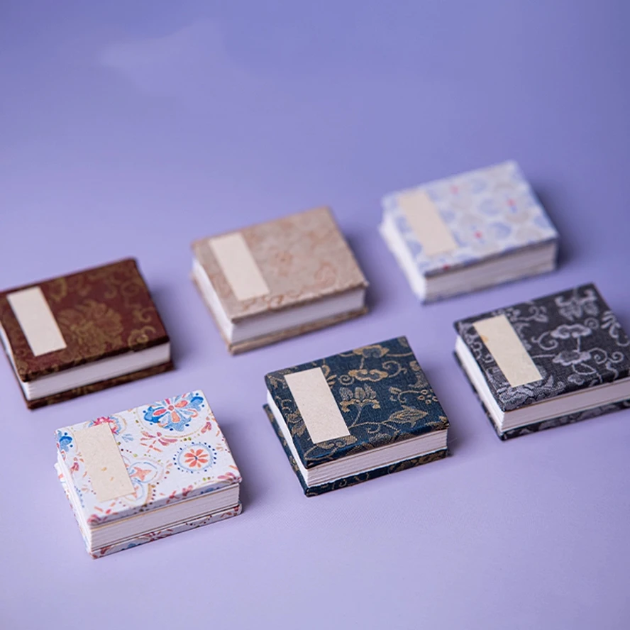 

Мини-бумажный альбом Xuan ручной работы, шелковая обложка, карманная студия с чернилами, портативная подарочная коробка для копирования китайской каллиграфии и письма