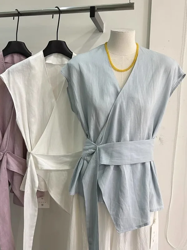 

Korean Sle V-Ne Design Ele Vest Top Women's Summer New Gentle Faion Versatile Matched irt Polyester Fiber Commute...