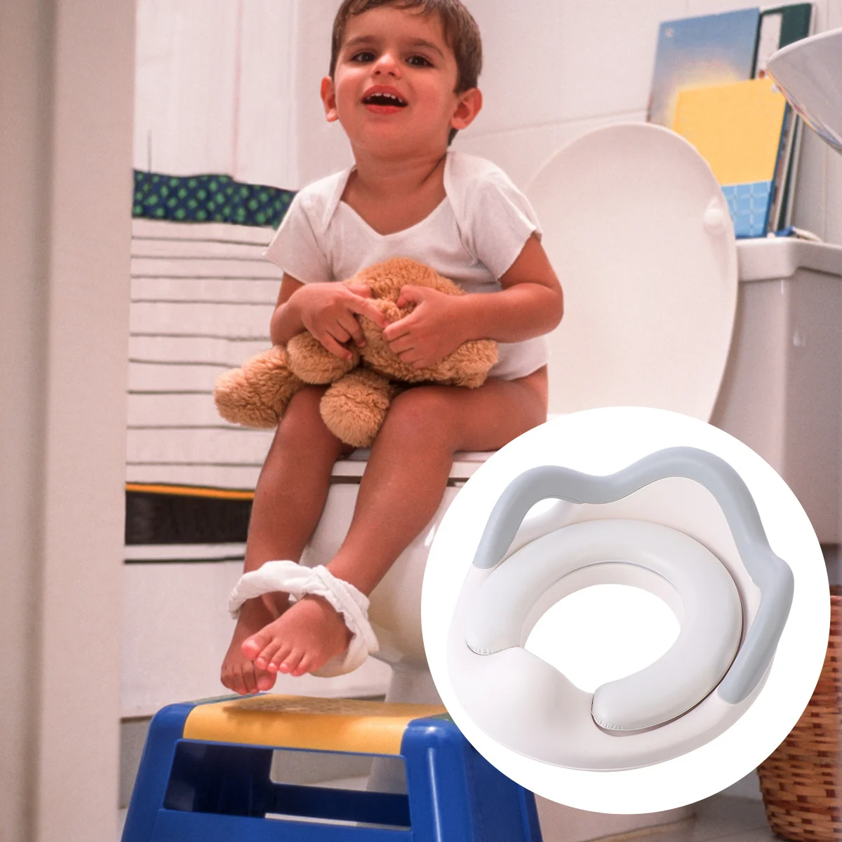 

1Pcs Baby Potty Training Seat Comfortable Fit on Adult Toilet Bright Color Design for Kids Toilet Training Toddler Trainer Seat