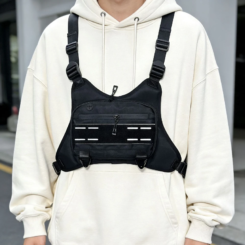 Leichte, wasserabweisende Sport-Brusttasche für Herren, geeignet zum Laufen, als Umhängetasche für Workouts, zum Radfahren, Wandern, Klettern und für Spaziergänge mit dem Hund. – Detail 7