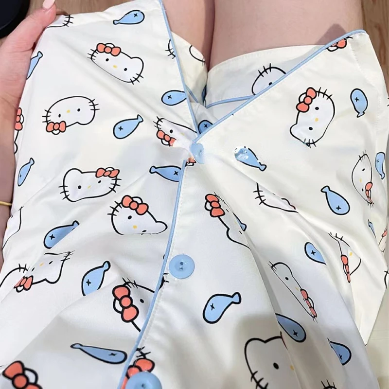 Sanrio-Pijama de dos piezas de Hello Kitty para niña, con patrones de dibujos animados, pantalones cortos finos de manga corta, ropa para el hogar, novedad de verano