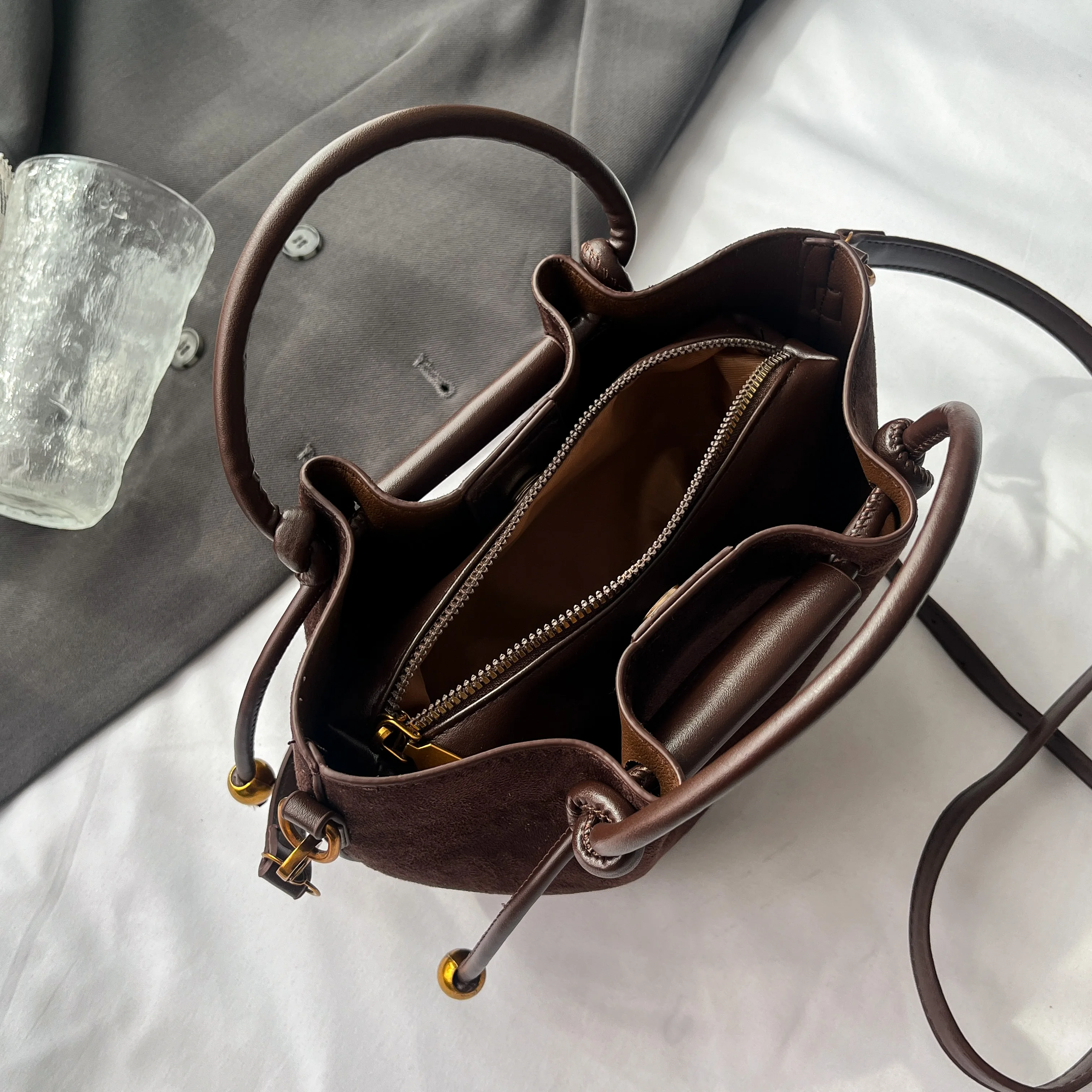 Women PU Leather Mini Shoulder Bag 2025 Winter Retro Soft Bucket Bag Luxury Designer Trend Female Crossbody Handbags - view 6