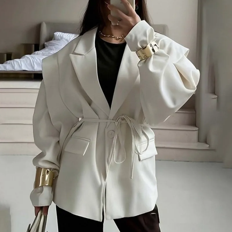 Temperament Commuter Women's Suit Coat 2025 Spring Autumn New Casual Solid Color Fashion Waist Strap Shoulder Cushion Suit Coat