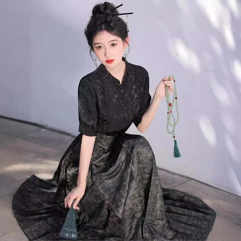 

New Vintage Women Chinese Traditional Hanfu Cardigan Shirt + Pleated Mamian Skirt Chinese Hot Hanfu Shirt Horse Face Skirt Set