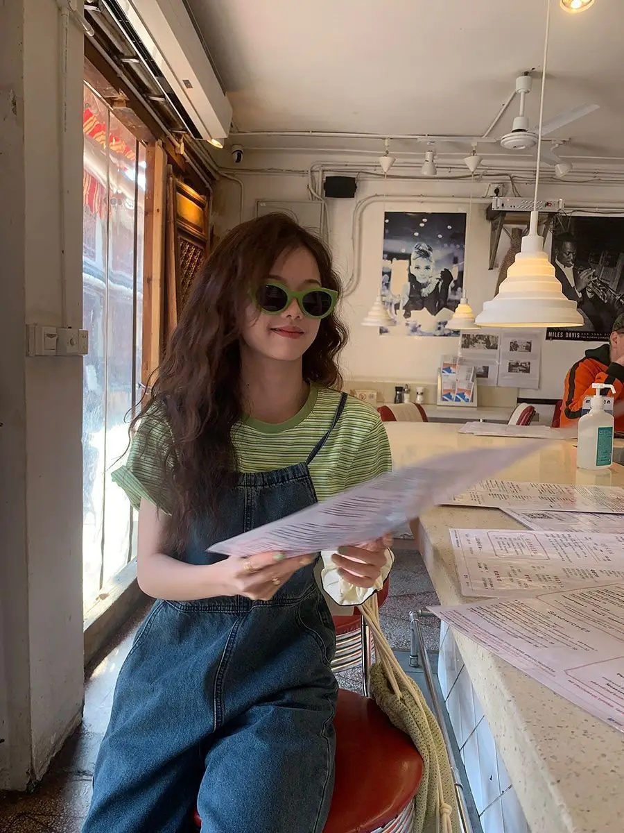 

Женские комбинезоны 2025 года, плиссированные карманы, осенне-зимние, с подъемом бедер, однотонная рабочая одежда с откидной пряжкой, забавный принт