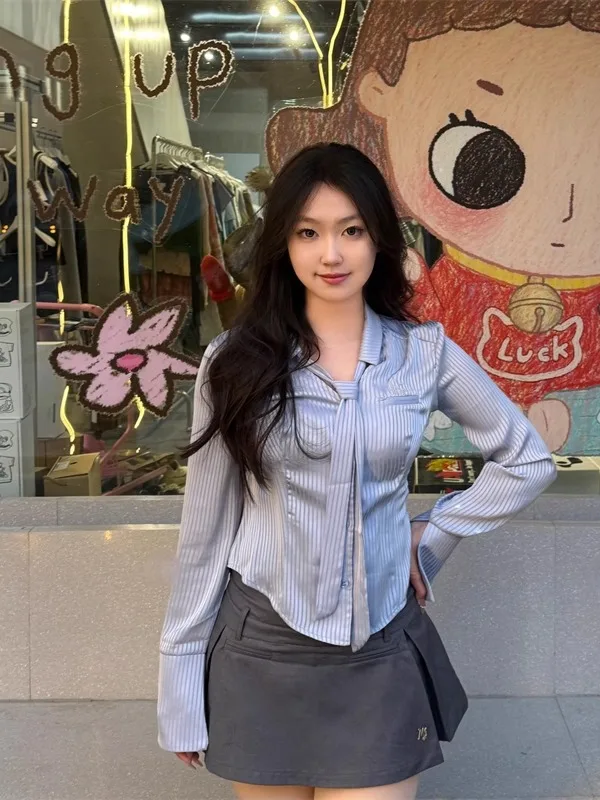 

Tall Women's Blue Striped Shirt And Dark Grey Skirt Two-Piece Set for Autumn Commuting High Waist Polyester Fiber Casual Wear