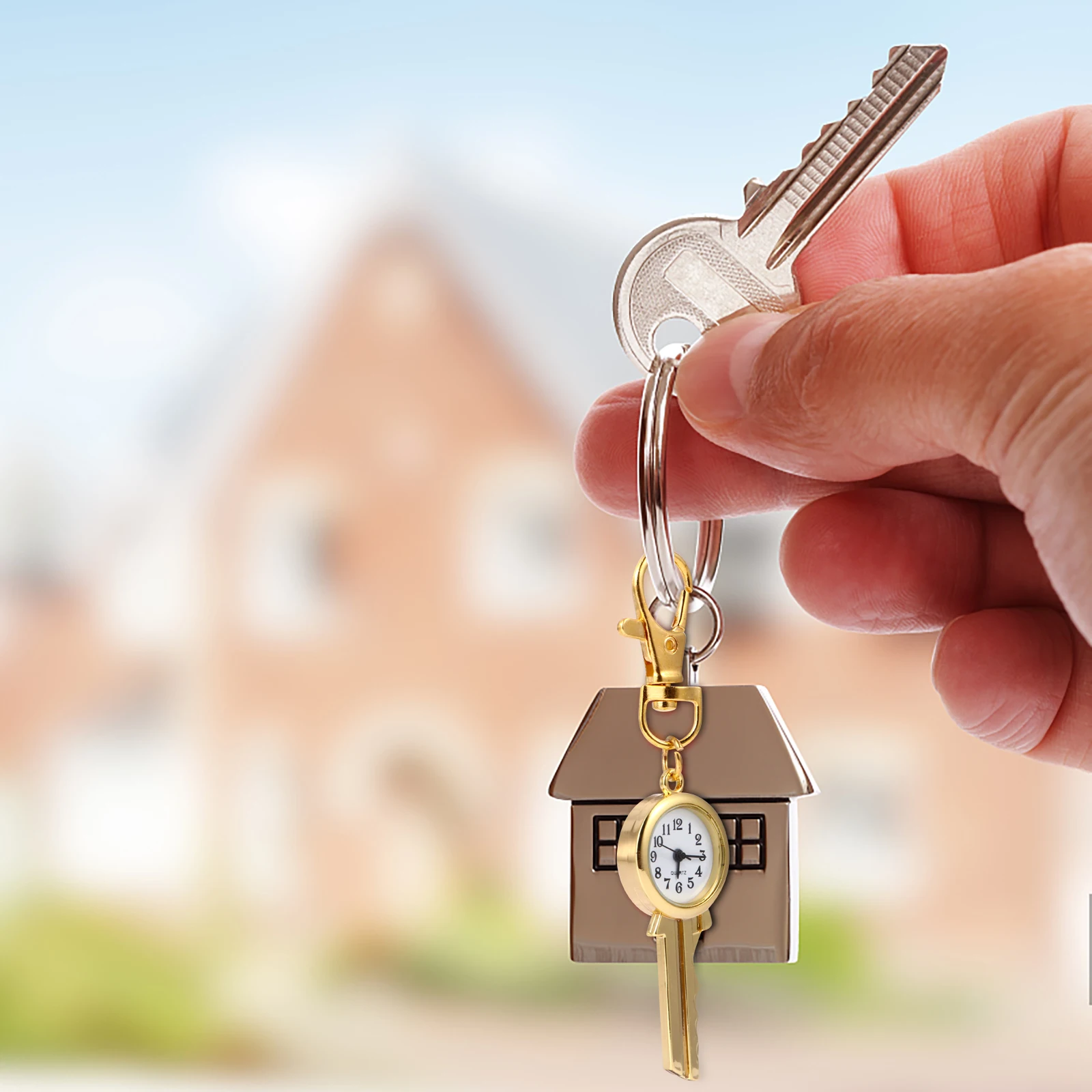 

Quartz Pocket Watch Keychain Vintage Alloy Accessory Pendant Clip for Handbag Wallet Retro Charm Fashion Statement