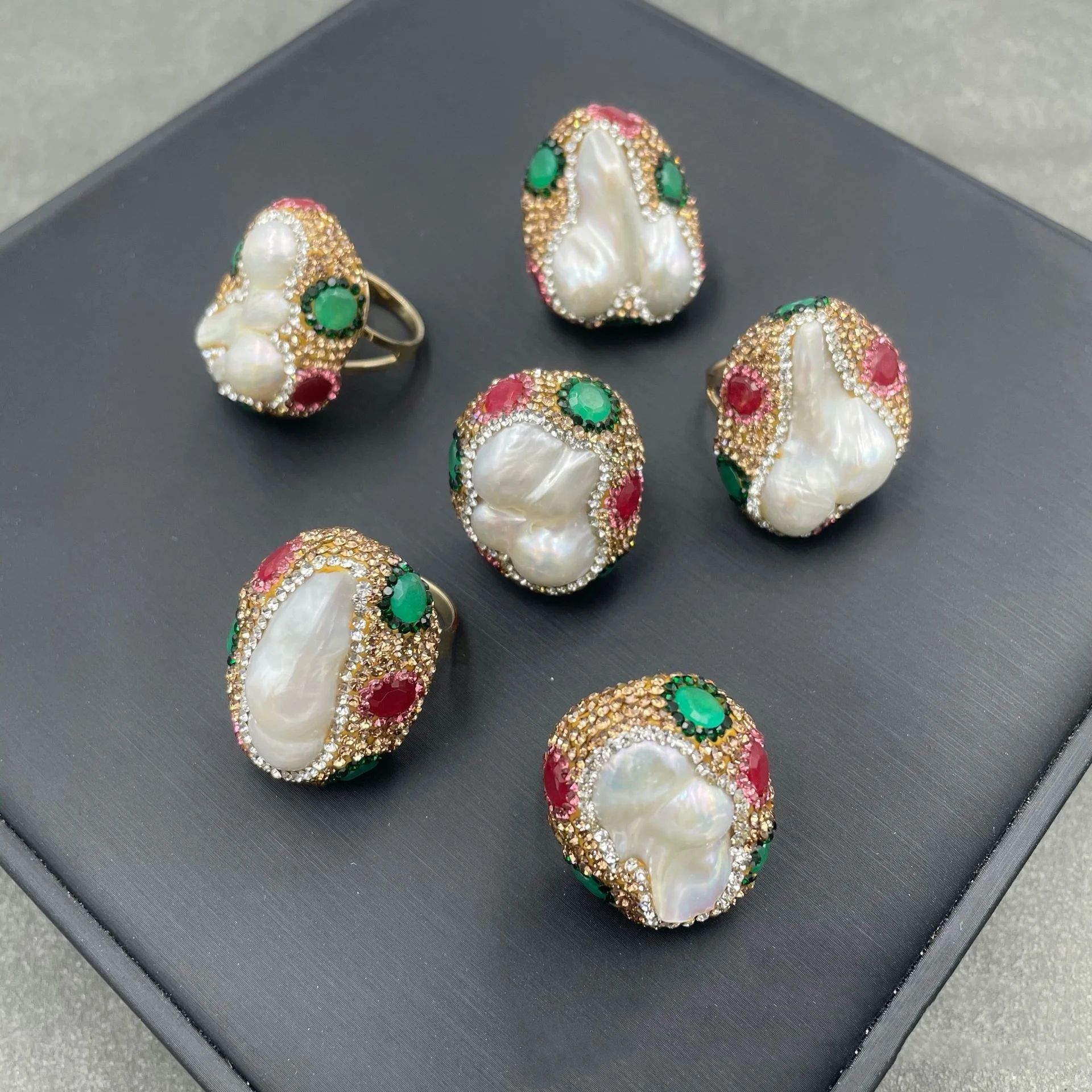 

MVR060 Natural Colorful Gemsto Pearl Hand Inlaid Ring Mediaeval Style Personalized Fashion Design Light Luxury Jewelry