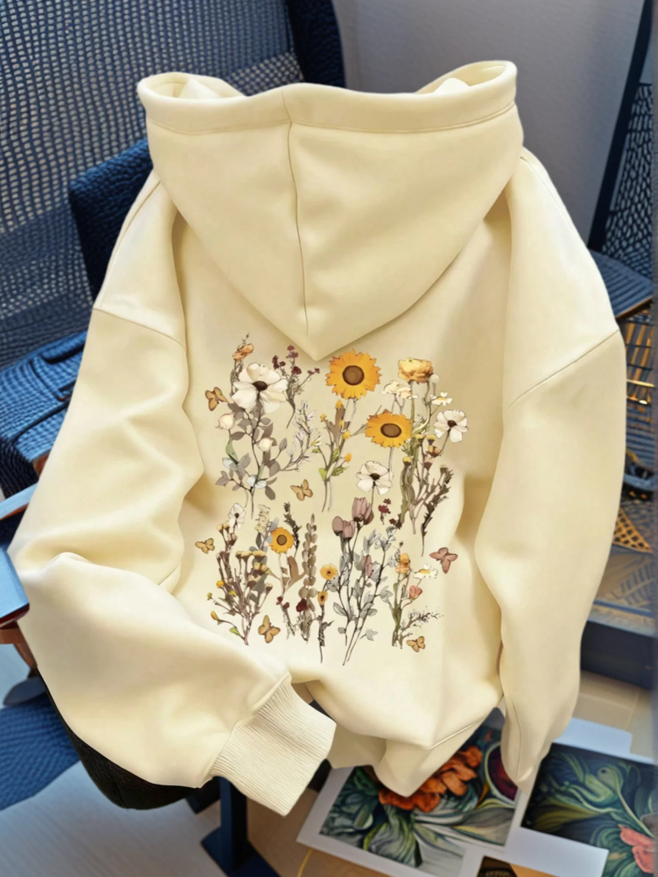 

Женская толстовка оверсайз с цветочным принтом, мягкий пуловер на термоподкладке, повседневная уличная одежда для осени и зимы