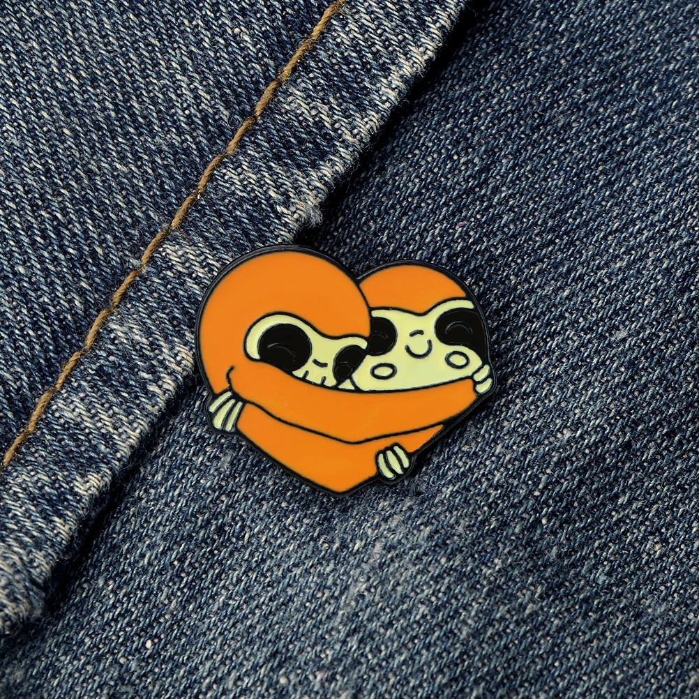 Cute Cartoon Sloth Brooches Animal Badge Enamel Lapel Pins Orange Jewelrys Lazy Creative Accessories Gifts For Kids Gifts Lovely