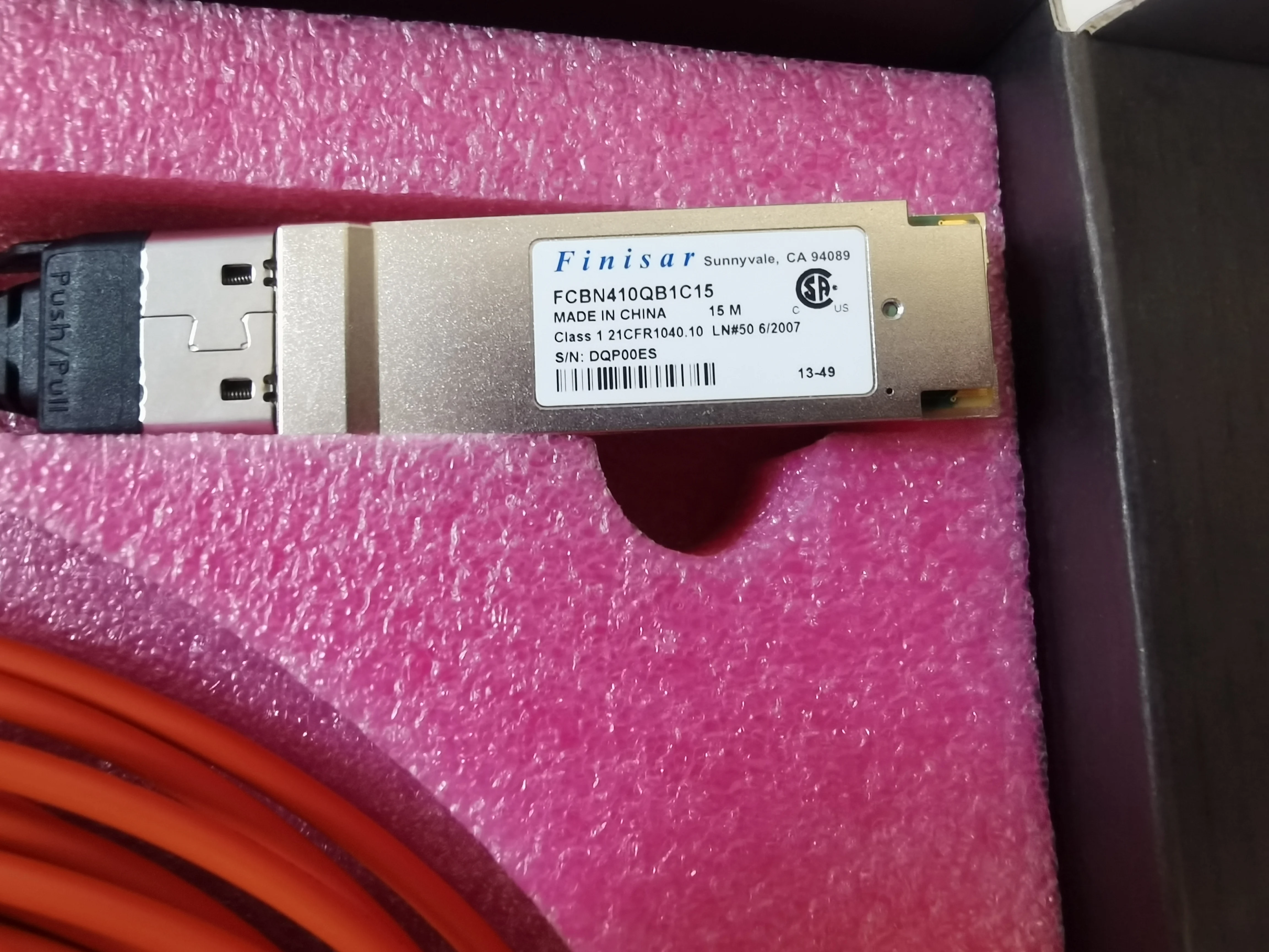 FINISAR FCBN410QB1C15  FCBN410QB1C01 40G QSFP+ AOC CABLE PLENUM 1M 15M MODULE