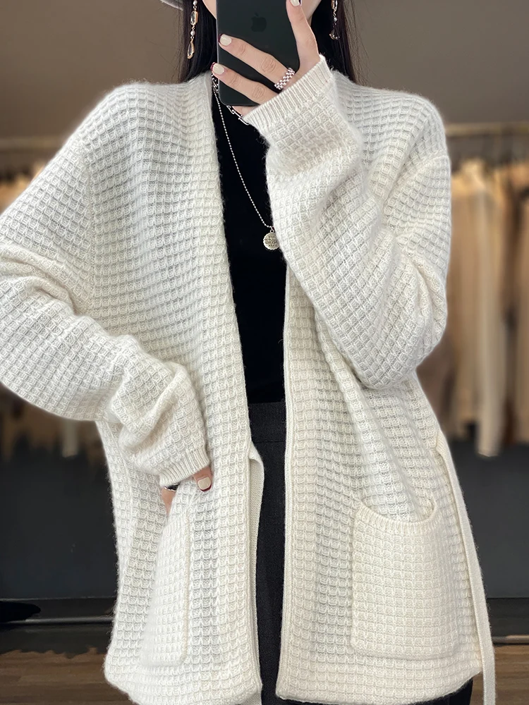 

2024 new autumn and winter women's clothing, wool cardigan, casual, Korean style, popular, cardigan knitted sweater