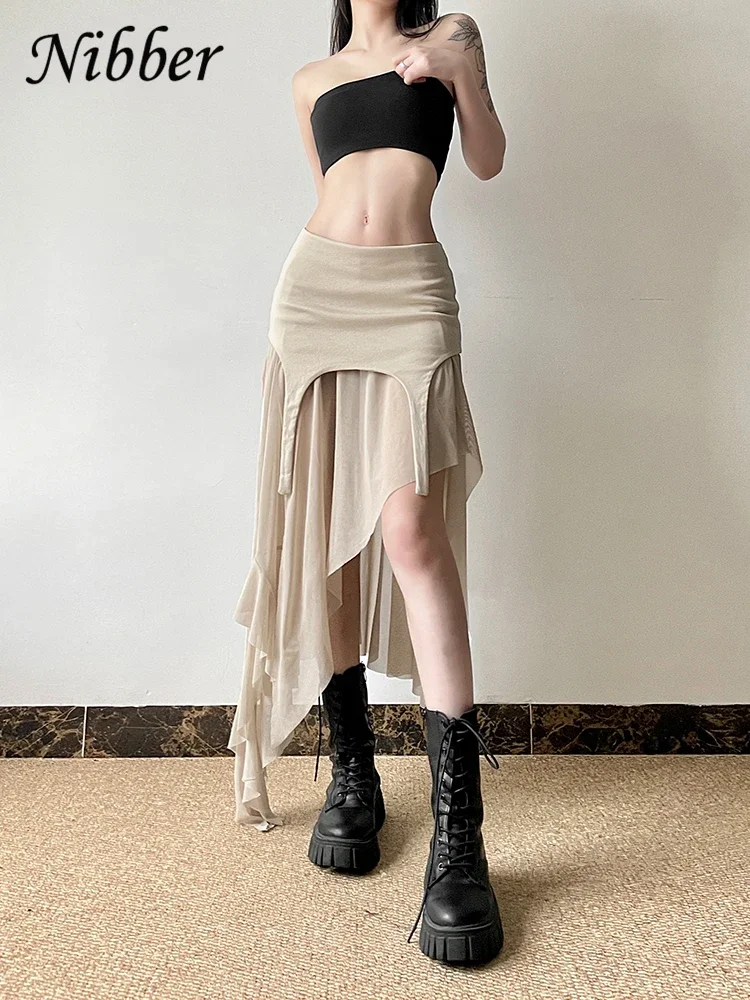 Nibber 2024 Sommer Einfarbig Einfach Alle-spiel Casual Sexy Fimbriate High Street Trendy Coole frauen Laminiert Rüschen rock