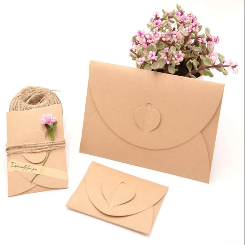 10pcs Retro Love Buckle Kraft Paper Envelope 2size DIY Romantic Creative Heart Buckle Decoration Love Printing