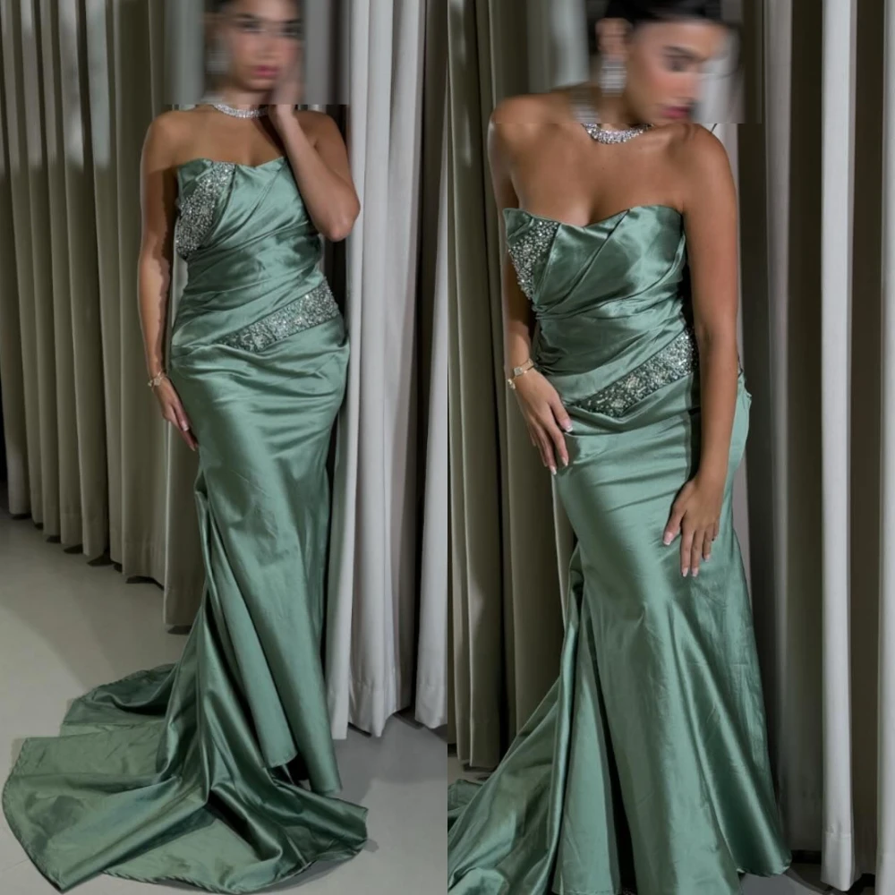 맞춤형 클래식 Strapless 새틴 이브닝 드레스 절묘한 크리스탈 댄스 파티 드레스 기질 스윕 기차 특별 행사 가운