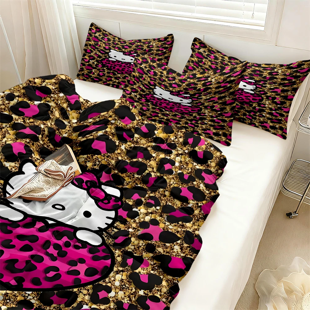 

Sanrio Hello Kitty Minimalist Quilt Cover is a comfortable and lightweight quilt cover suitable for all skin types.