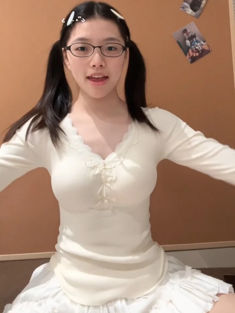 طبقة قاعدة دافئة irt المرأة الدانتيل تقليم الخامس الرقم مع وسادة الصدر التخسيس الكورية Sle الرغبة النقية طويلة Sve تي شيرت