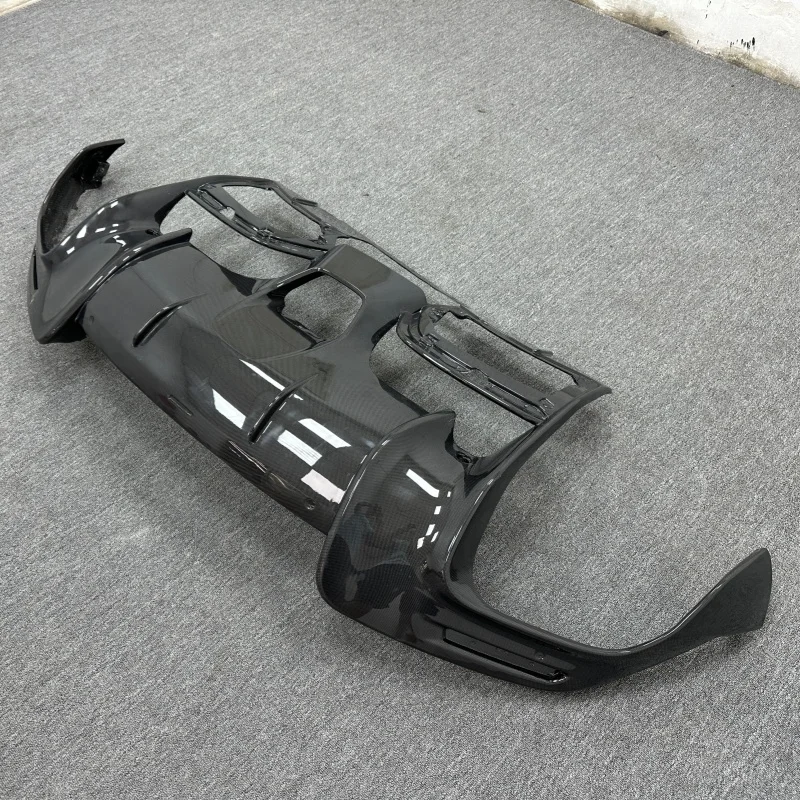

Lightweight 3K Plain Weave Dry Carbon Fiber Rear Lip air Kit for Ferrari FUV Purosangue Upgraded OEM Style Rear Diffuser