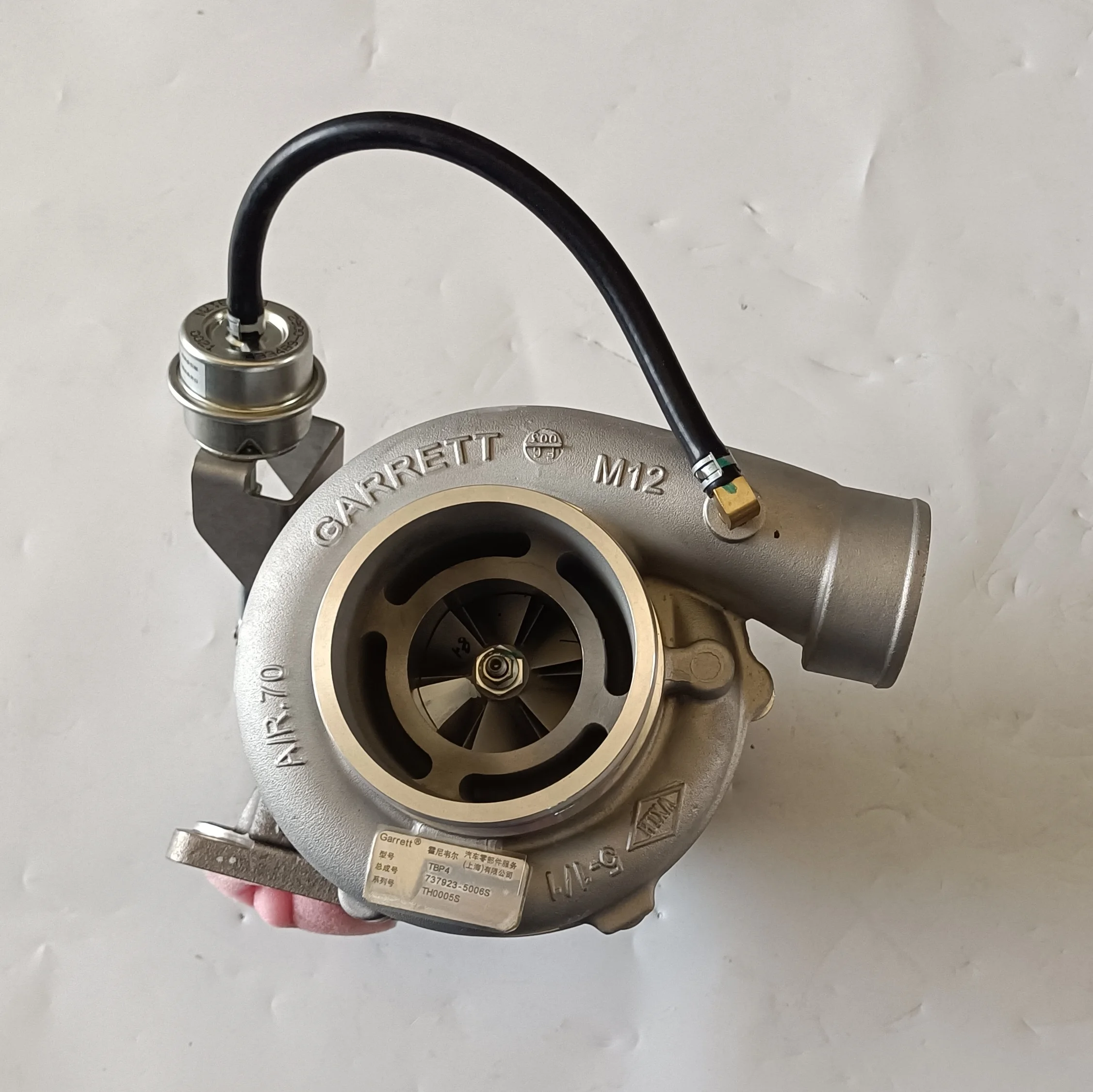 

Турбокомпрессор двигателя 6A260-20/191 кВт Yuchai J4200-1118100-135 Нагнетатель двигателя 737923-5006S Турбокомпрессор 737923-0005