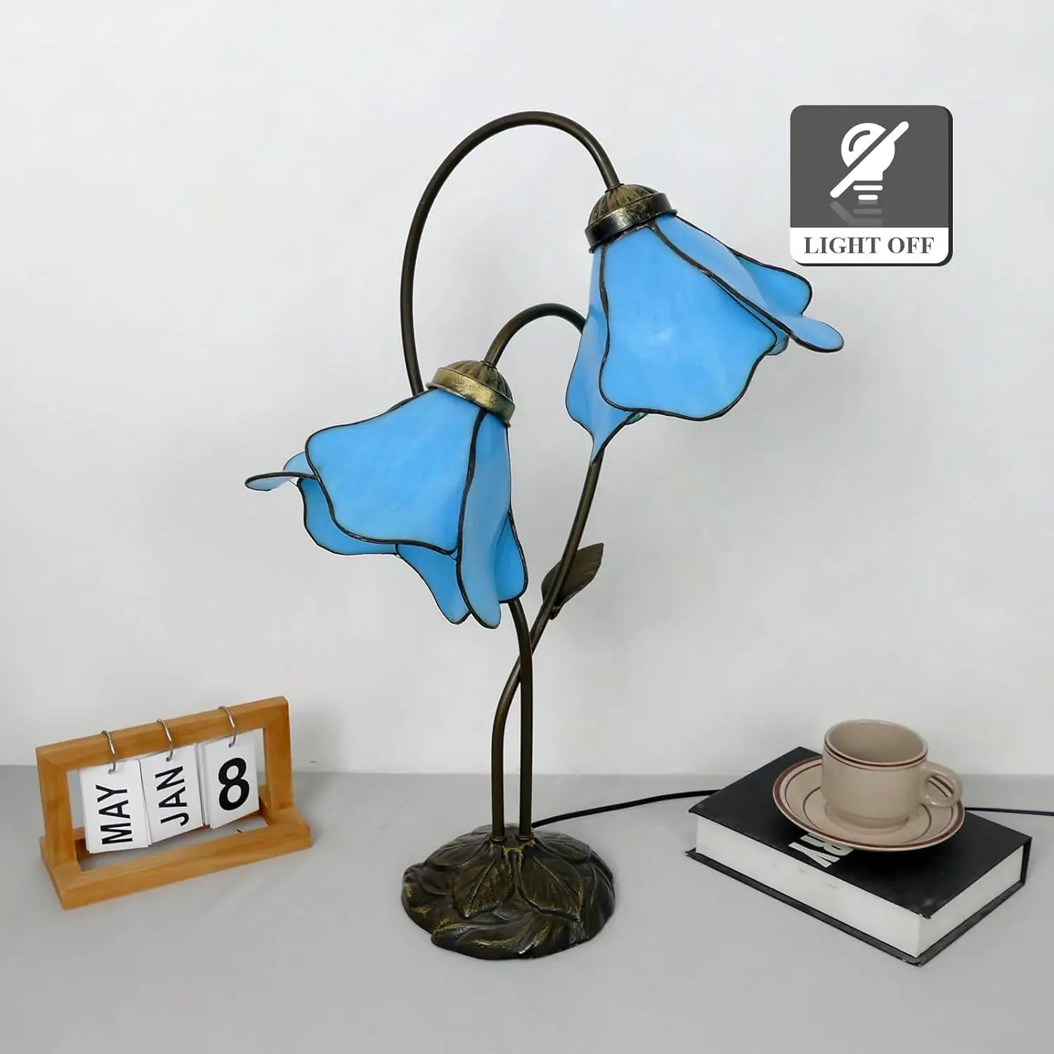 Stained glass lamp, Tiffany style lily desk lamp, modern European design with dome lampshade bedside table, desk lamp learning