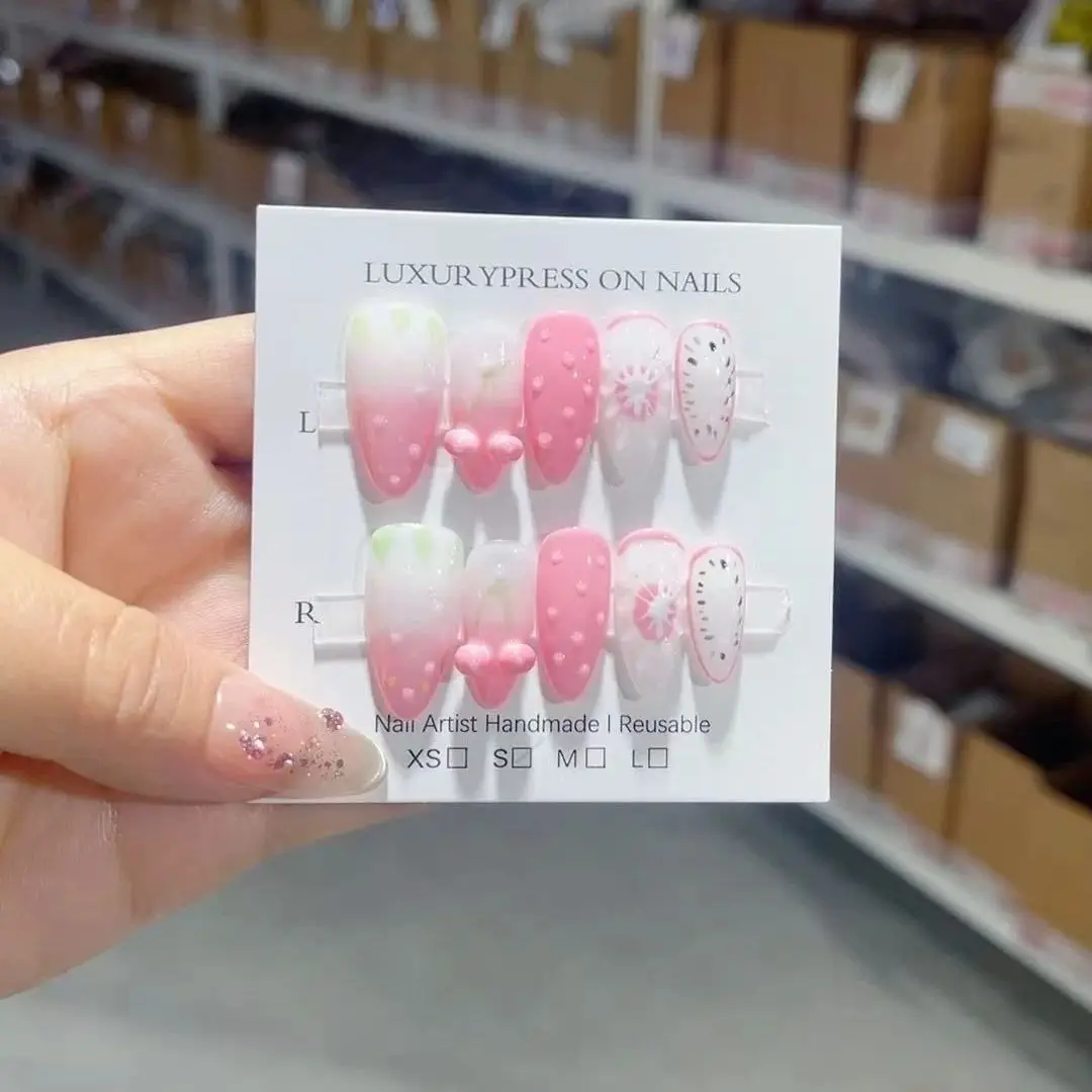 Handgemaakte pers op nagels met verwijderbaar en herbruikbaar ontwerp, hoogwaardige luxe stijl en whitening-effect.nr.D286