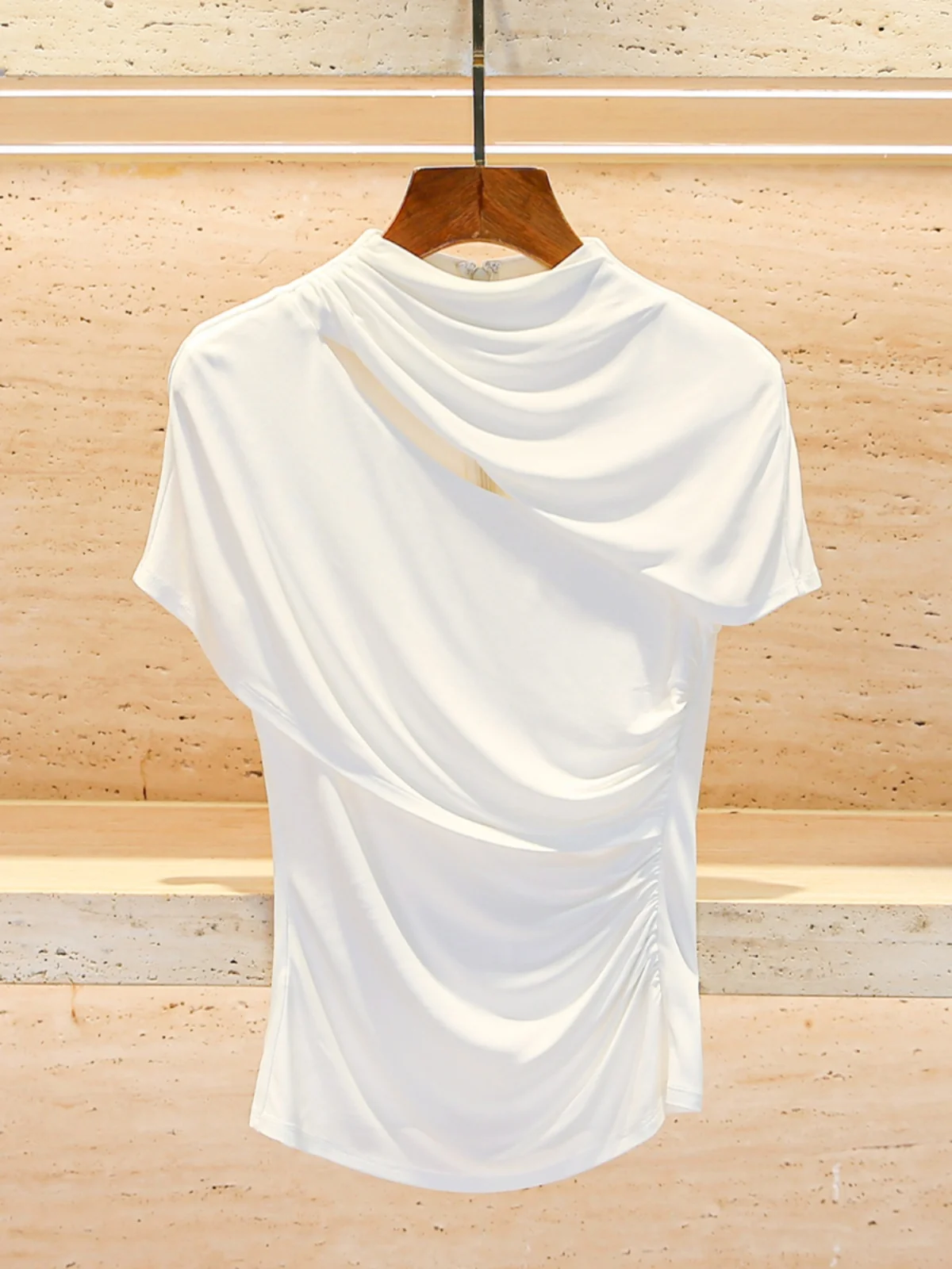 

Футболка Ele с выдолбленным воротником-стойкой, повседневный летний топ для женщин, мягкий Sle SP Home South Oil, элитная мода