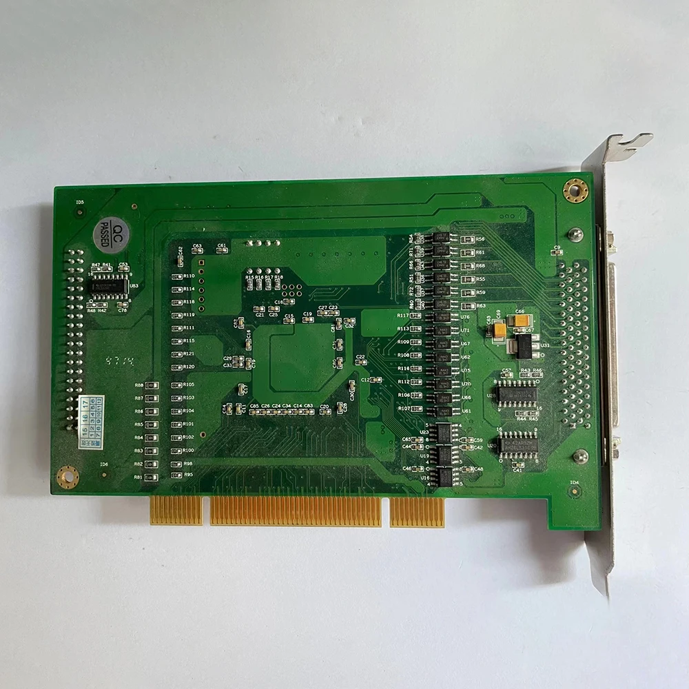 لبطاقة التحكم في الحركة SOLIDTECH ذات ستة محاور PCI-9014 PCI-9016