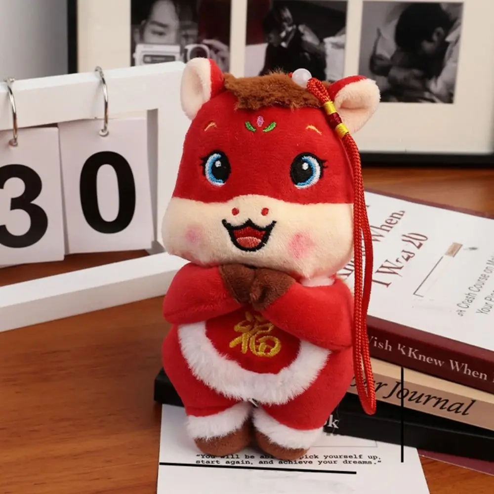Tradicional dos desenhos animados cavalo recheado pingente vermelho sorte pônei boneca de pelúcia bordado bonito chinês zodíaco cavalo boneca decoração para casa