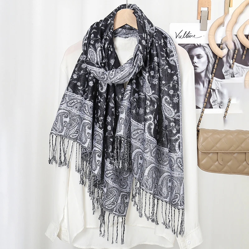 Luxury Paisley Tassel Shawl Pashmina Lady Wrap Muslim Hijab Warm Winter Scarves Design Female Foulard Cotton Stoles 2024 Scarf