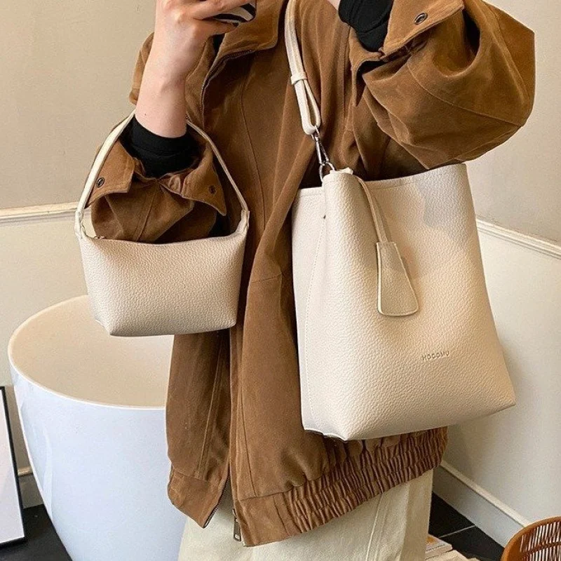 حقيبة يد نسائية مصنوعة من الجلد المطبوع بالشمس تتميز بمظهر ركاب كاجوال خفيف الوزن وناعم من الدنمارك #2