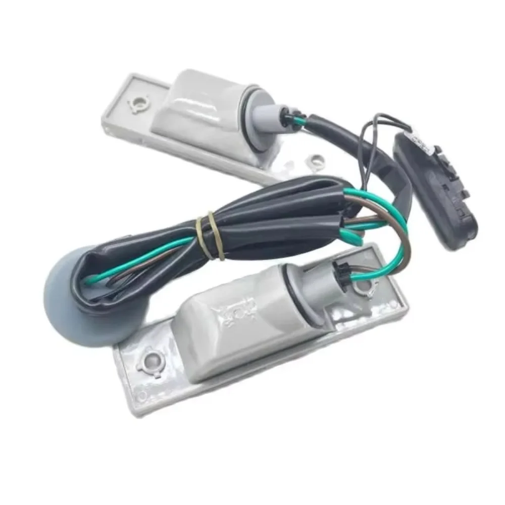 For Chevrolet Cruze 2009-2014Rear Back license plate light with Trunk switch button