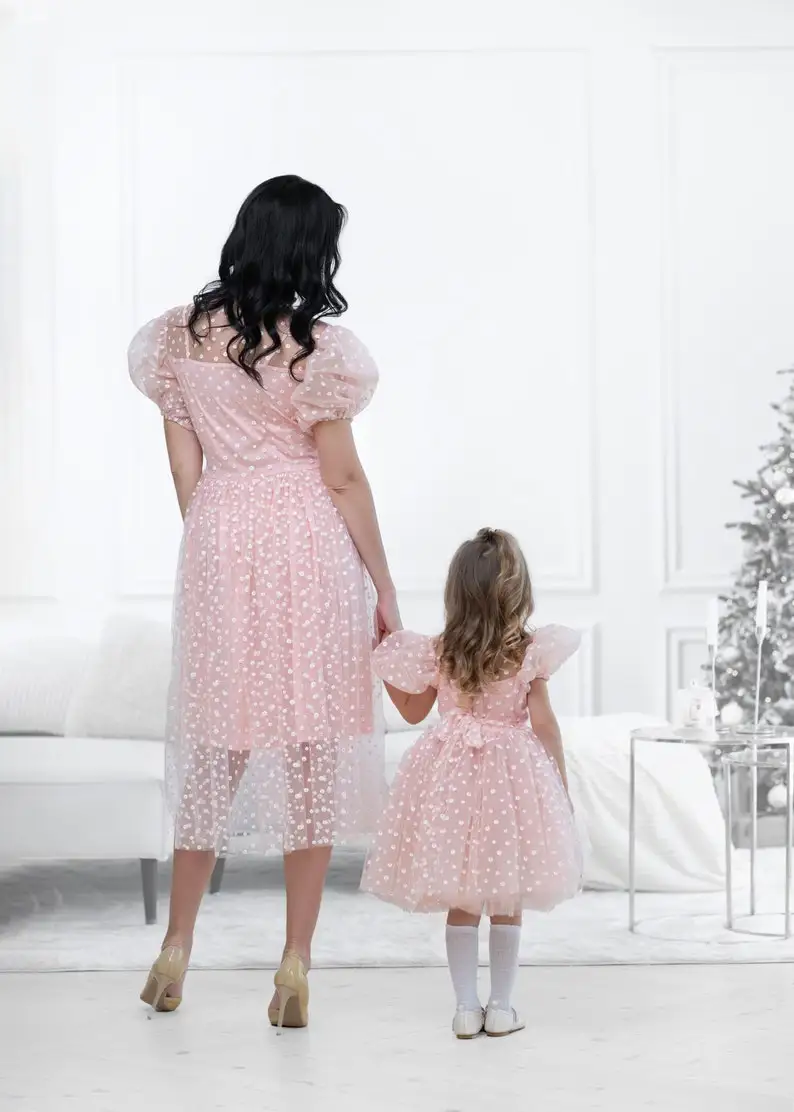 Pink Polka Dot Tulle Mommy and Me Dresses Short Sleeve Birtday Party Dress for Mother and Daughter With Linning Mum and Kids