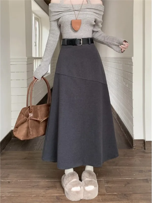 Women's Black Wool Midi Skirt High-waist Slim-fit A-line Skirt Retro Solid Niche Harajuku Chic Office Commutting Trendy Outfit