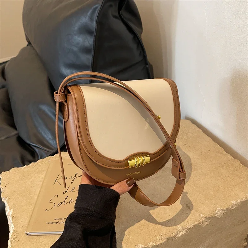 2024 New Brand Women's Bag High Quality PU Three Dimensional Buckle Crossbody Bag on Sale Urban Leisure Business Shoulder Bag