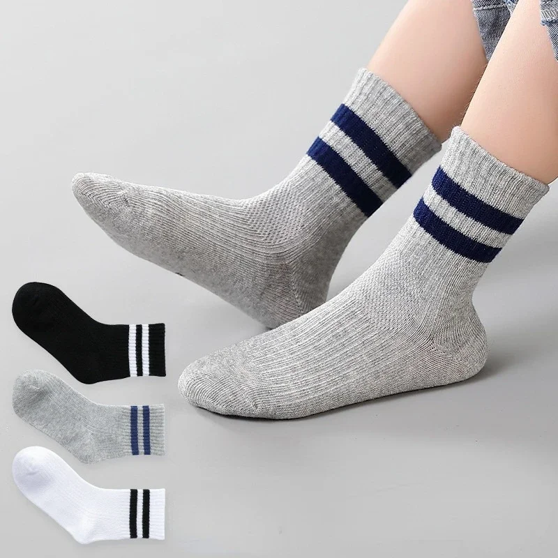 3 pares de calcetines para niños Primavera Otoño Negro Blanco Gris Color sólido Calcetines deportivos para estudiantes Calcetines para niños Calcetines para niñas Calcetines de algodón peinado para niños 3-15 años